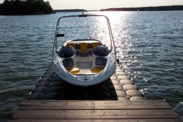 JetDock 19ft-23ft Floating Boat Lifts